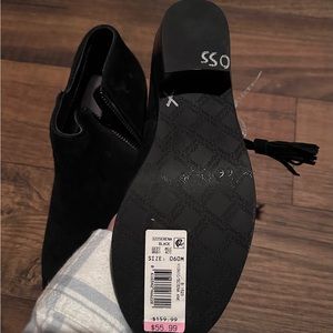 Vionic Black Suede Serena Booties